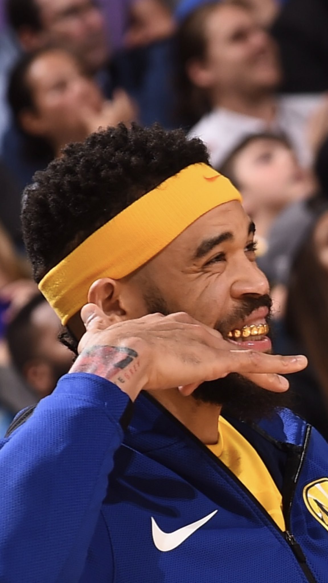 麦基发文感谢球队和队友们以及这两年获得总冠军的精彩旅程