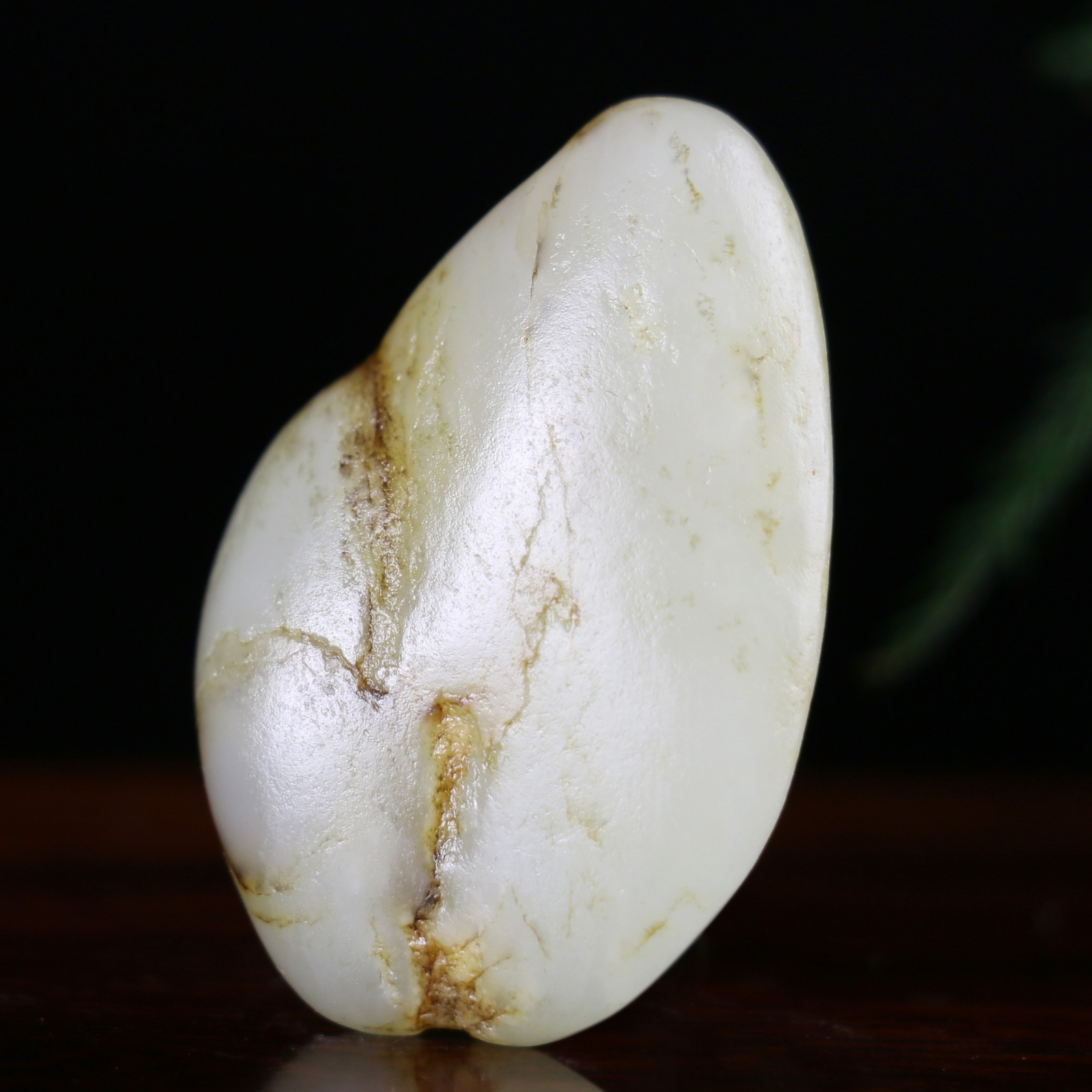 一空说玉:"瑕不掩瑜"谁说和田玉瑕疵都是不好的!