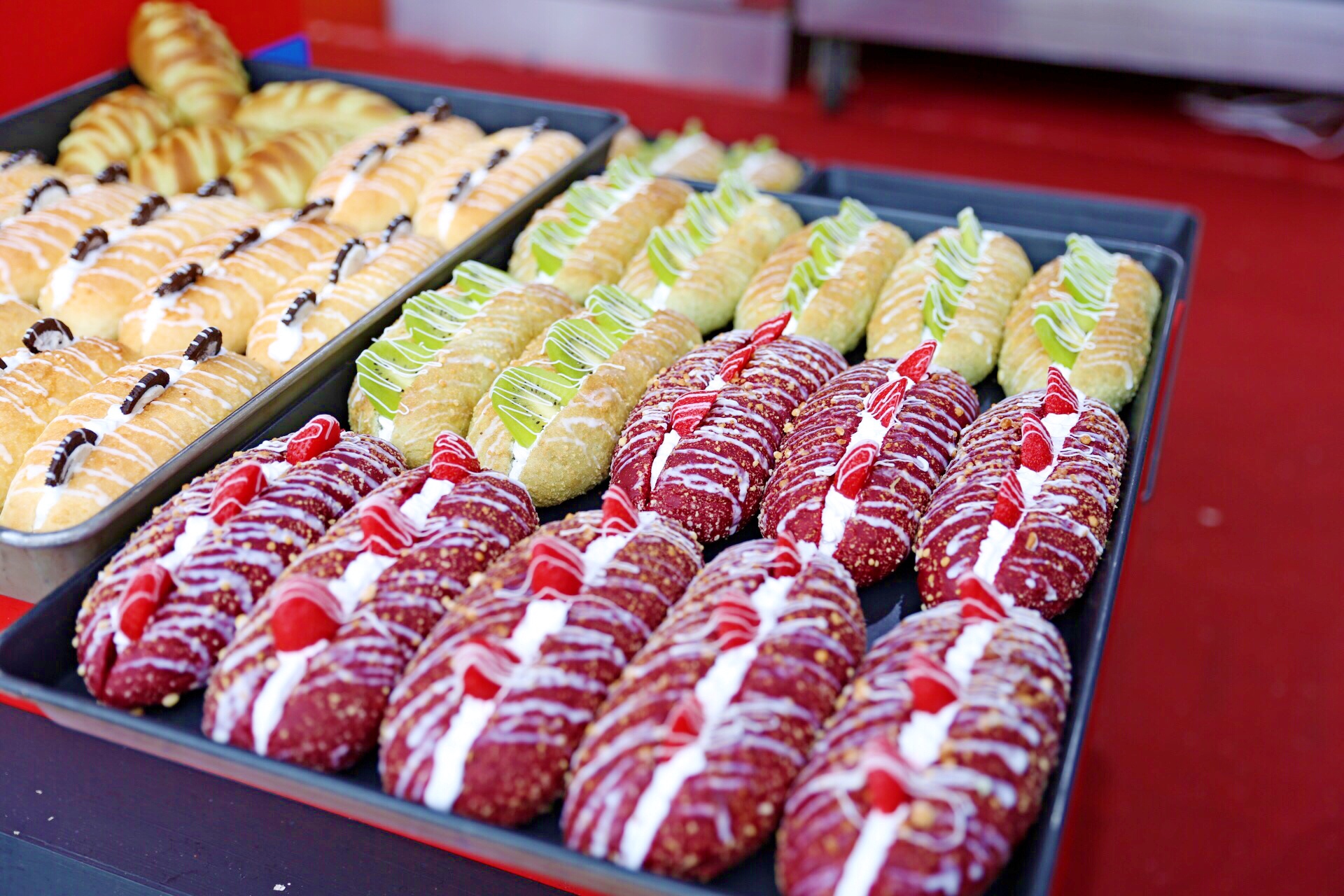 各式各样的大面包.