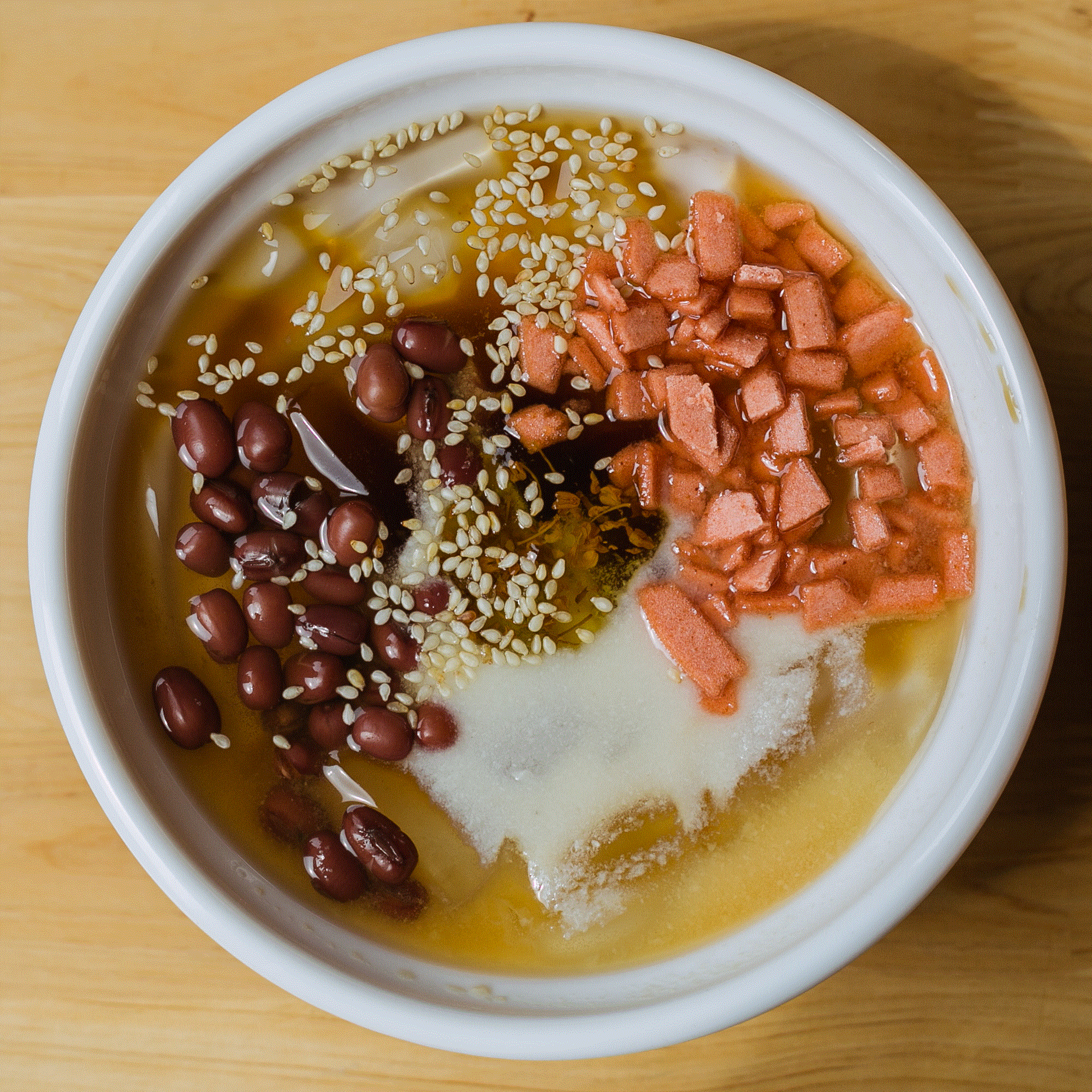 能把成都街头冷锅串串儿店整个儿搬来津城的,恐怕只有签串儿!