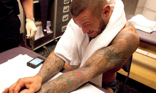 wwe兰迪奥顿干过的坏事!怂恿同事嗑药,在别人行李箱拉屎