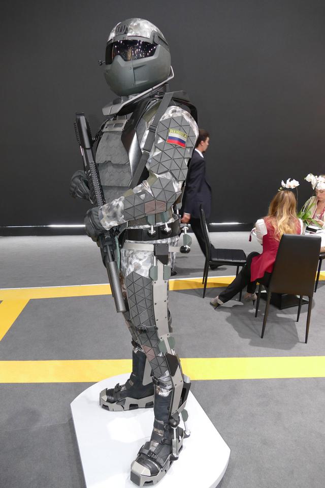 美国也会做这样的事?背着俄罗斯买装备还是被发现了