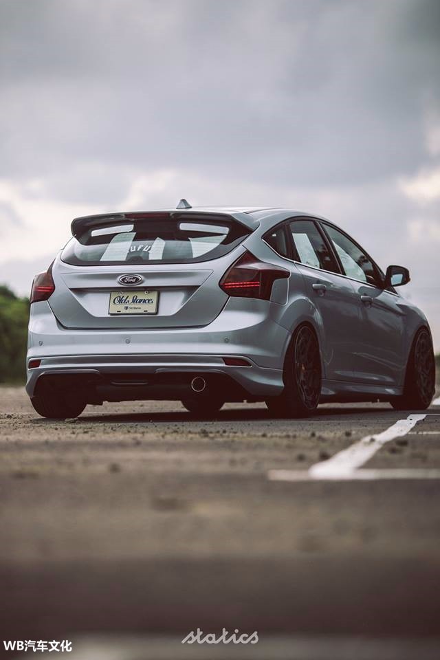 细腻的高度与角度改装车摄福克斯mk3