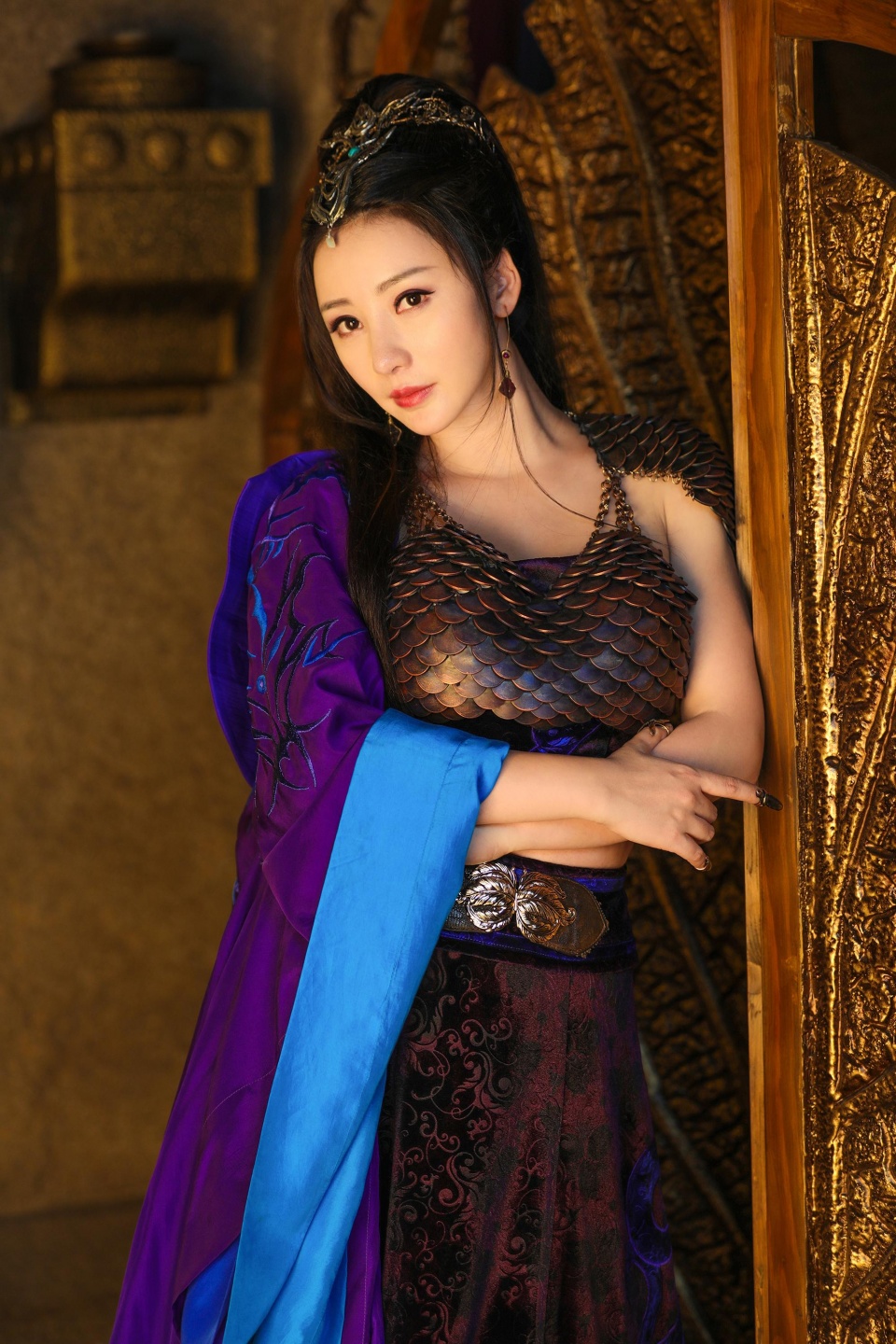 武动乾坤破5亿最美反派柳岩紫袍铁鳞软猬甲艳媚撩人