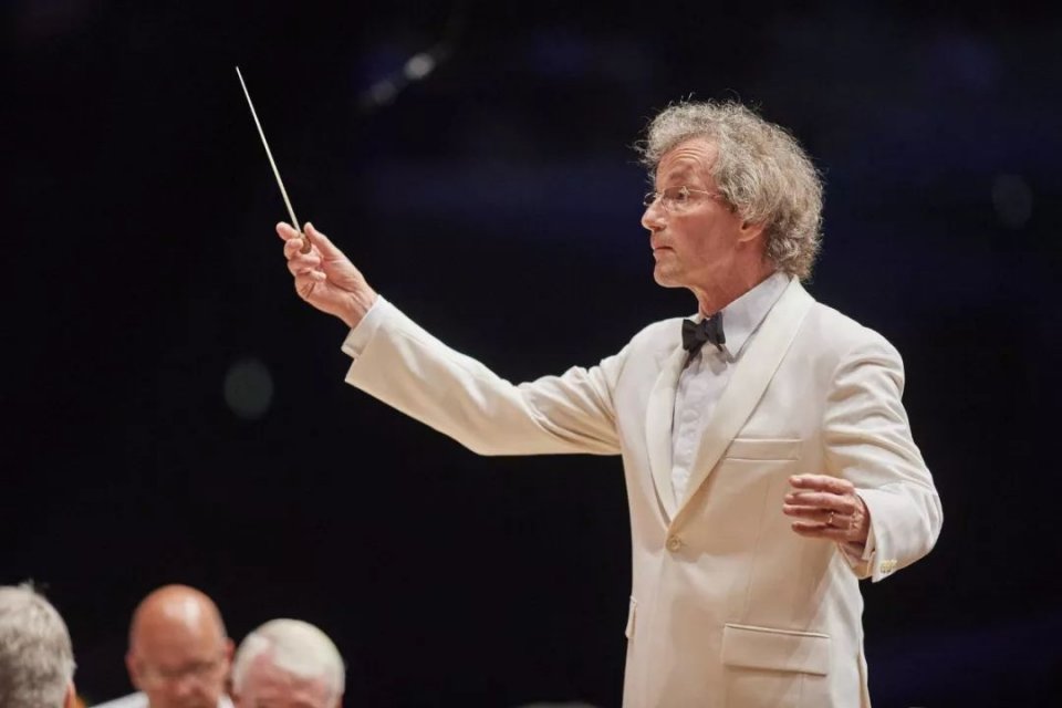 经验,那位公开表示对亚洲人的担忧的著名指挥家弗朗兹·威尔瑟-莫斯特