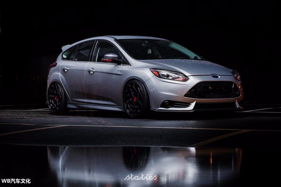 细腻的高度与角度改装车摄福克斯mk3