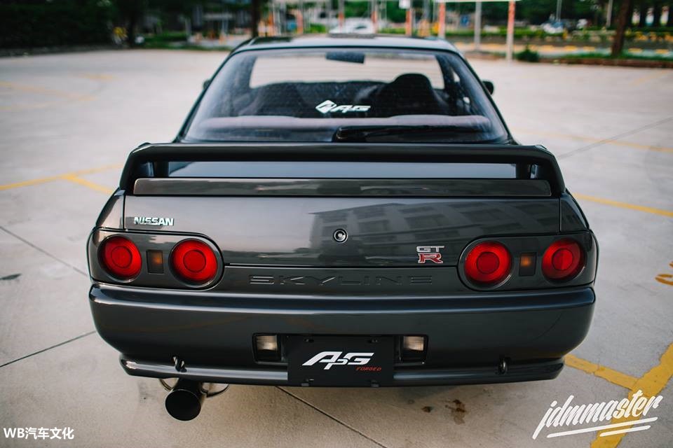 nissan gt-r32