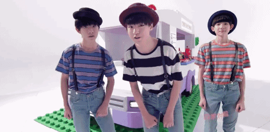 一个年轻团体不仅做到了屹立不倒,还走上了流量巅峰的位置——tfboys