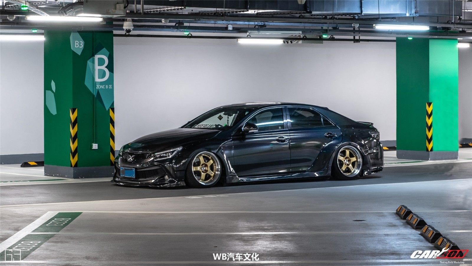 来自广州的碳钎宽体暴力锐志