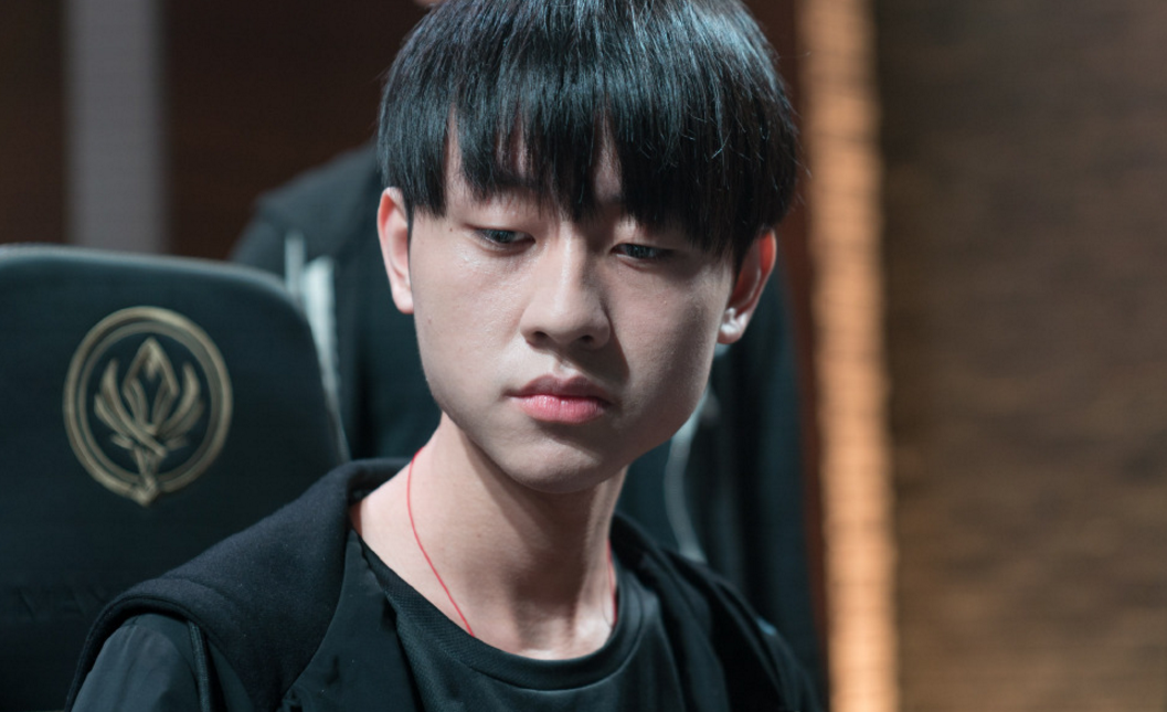 lol:小明居然说出这句话,rngay真是名副其实