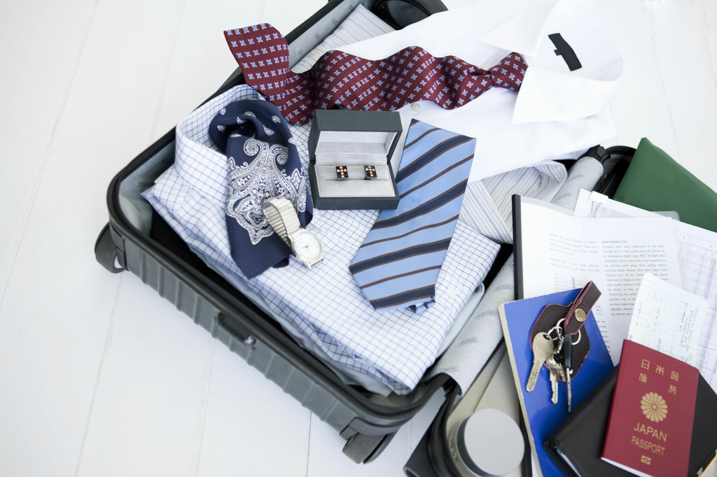 福州西先生西服定制1分钟达成商务差旅的体面成就