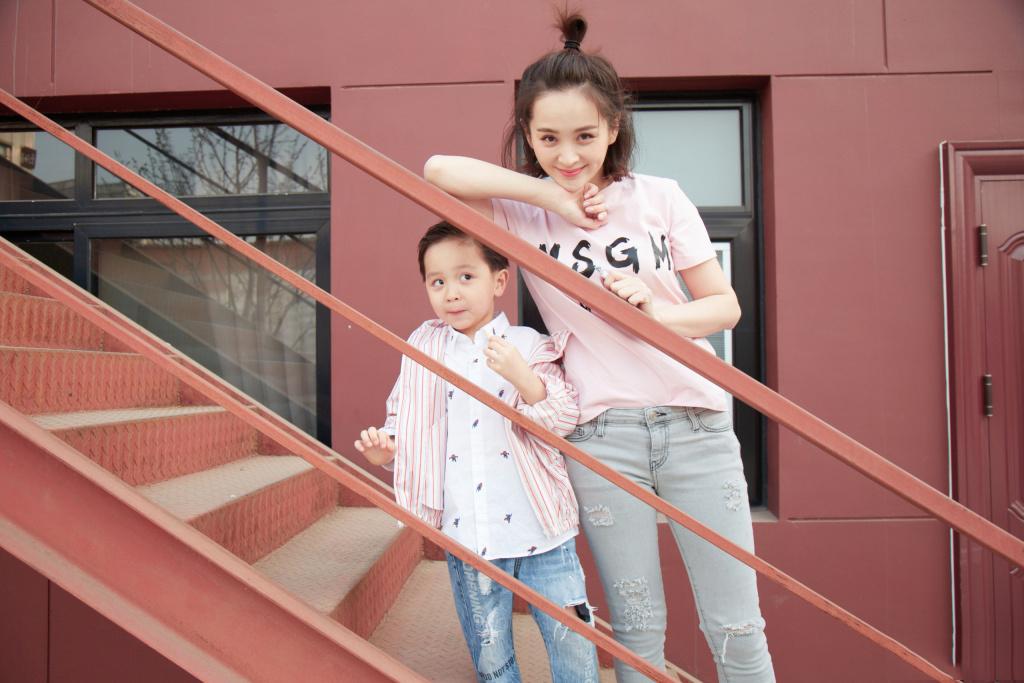 大麟子诠释"怼"妈妈的爱,邓莎这样的教育方式你怎么看?