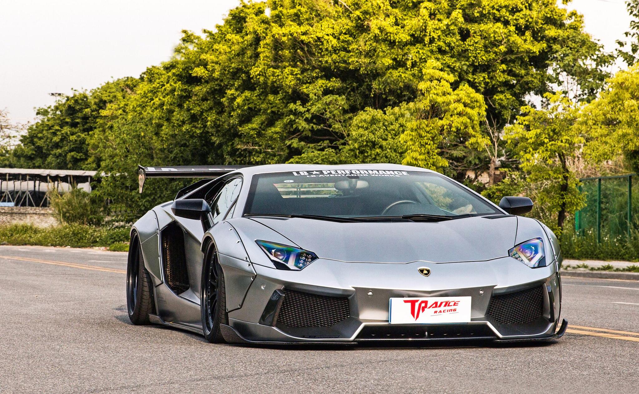 兰博基尼aventador改装lb宽体,简直就是贴地飞行的战斗机!