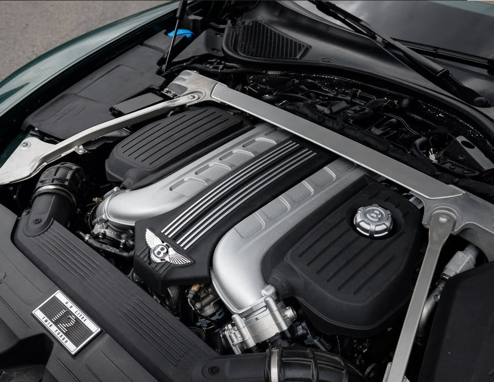 史上最贵gt跑车,w12引擎卖400万,车标却像奇瑞