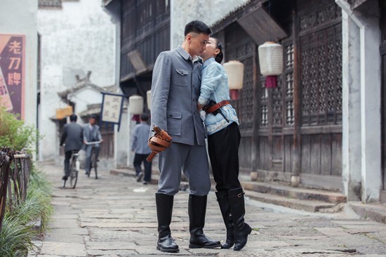 当甜美流朱化身热辣厉雪男 战菁一在低调中又一次让人惊艳