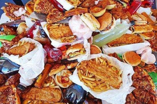 这些人工合成的"垃圾食品"每个都吃的不亦说乎,比泡面还卫生