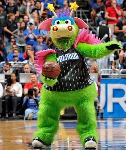 魔术队吉祥物:魔术龙奇才队吉祥物:巫师骑士队吉祥物:月亮狗热火队