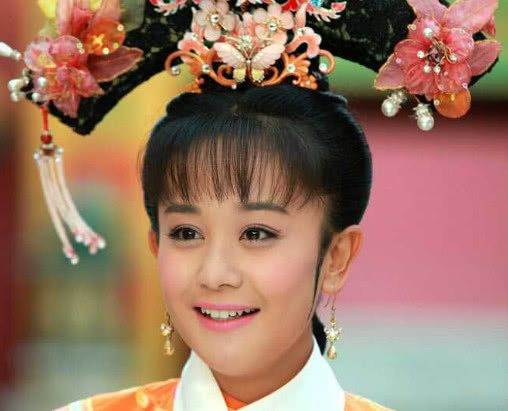 "紫薇"海陆大变蛇精脸,昔日清纯已不在!