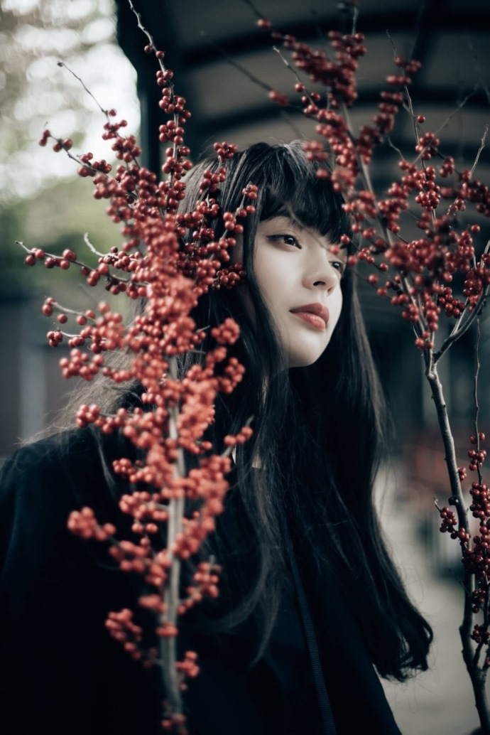 国外网红刷新你的世界观,见过这么美丽的眼睛吗