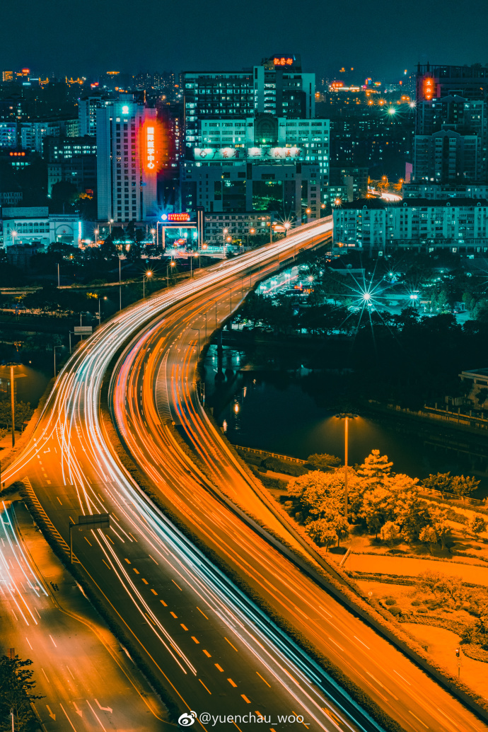 朋友的妈妈电影韩国版在线观看，权威平台推荐清单出炉，高清无广告免费看，安全通道一键直达不卡顿。