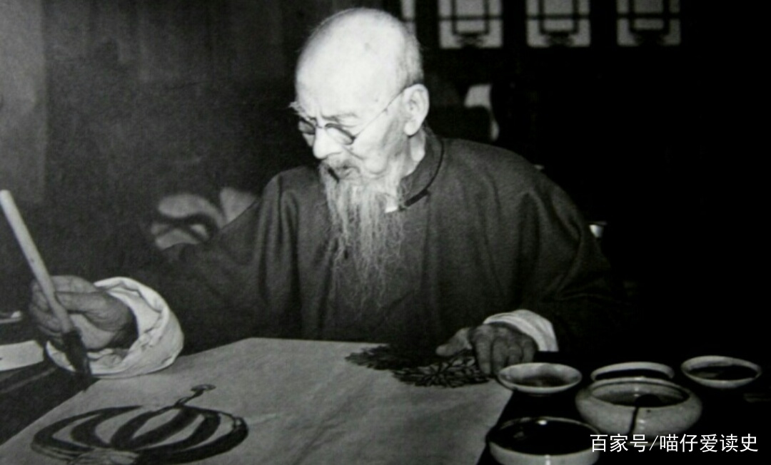 93岁的齐白石闹着结婚,家人找来一女子,他摇摇头:44岁,太老了