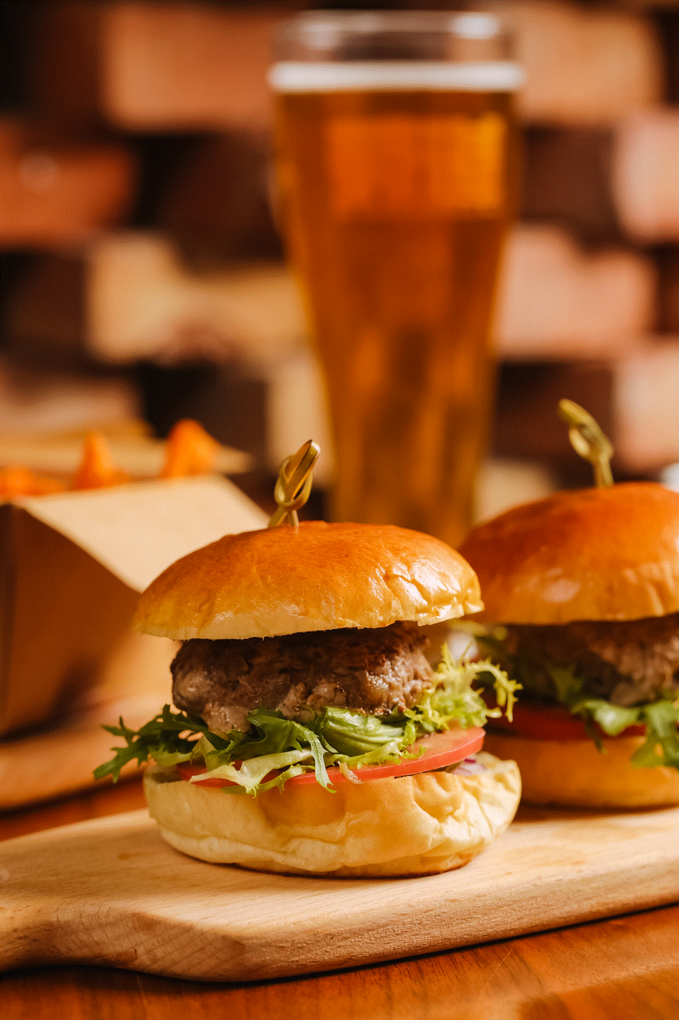 就算是常见的牛肉汉堡,也是一样的诚意满满.