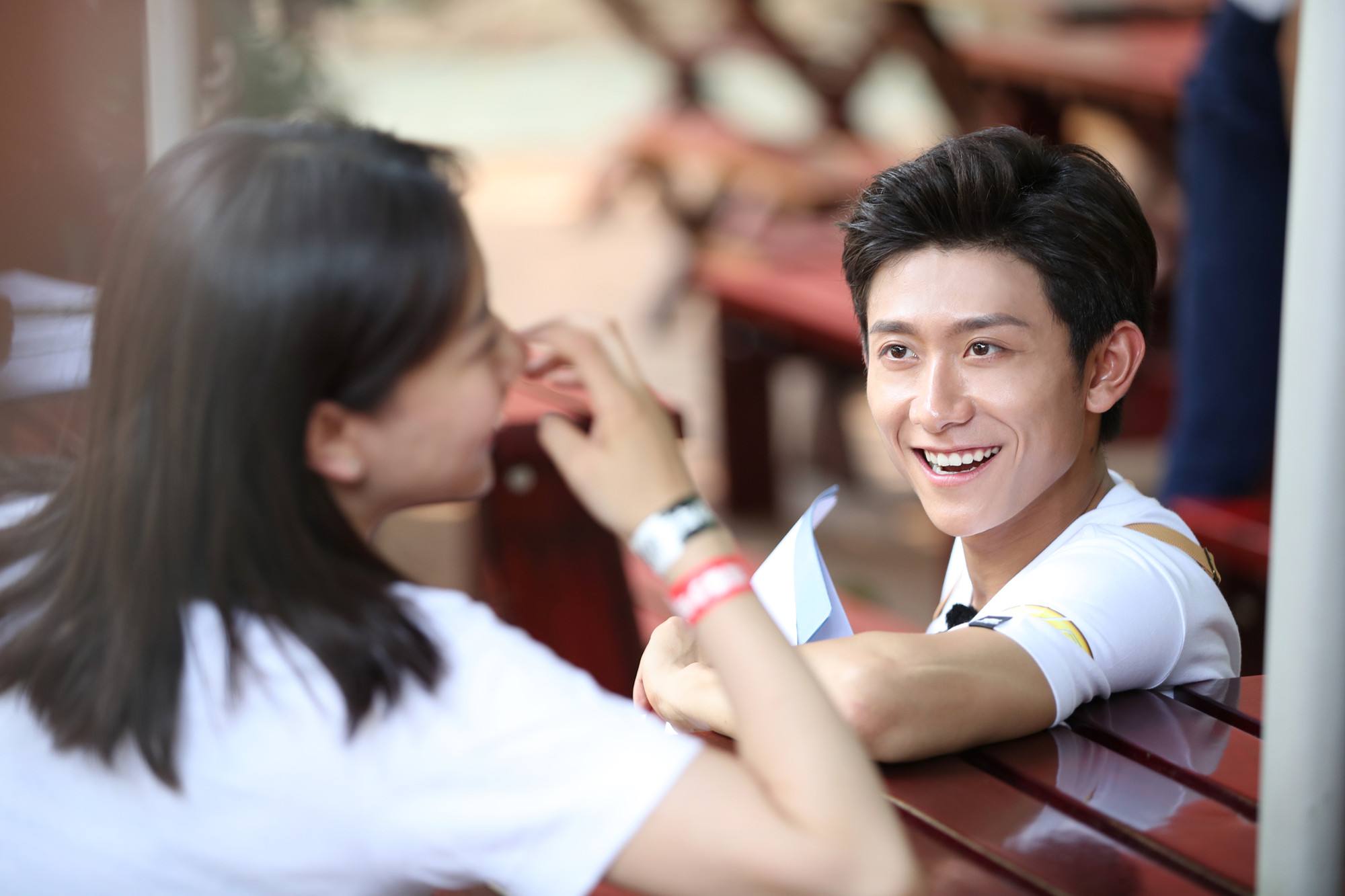 情侣相处久了,难免会有倦怠期,要怎么样才能让彼此保持新鲜感?