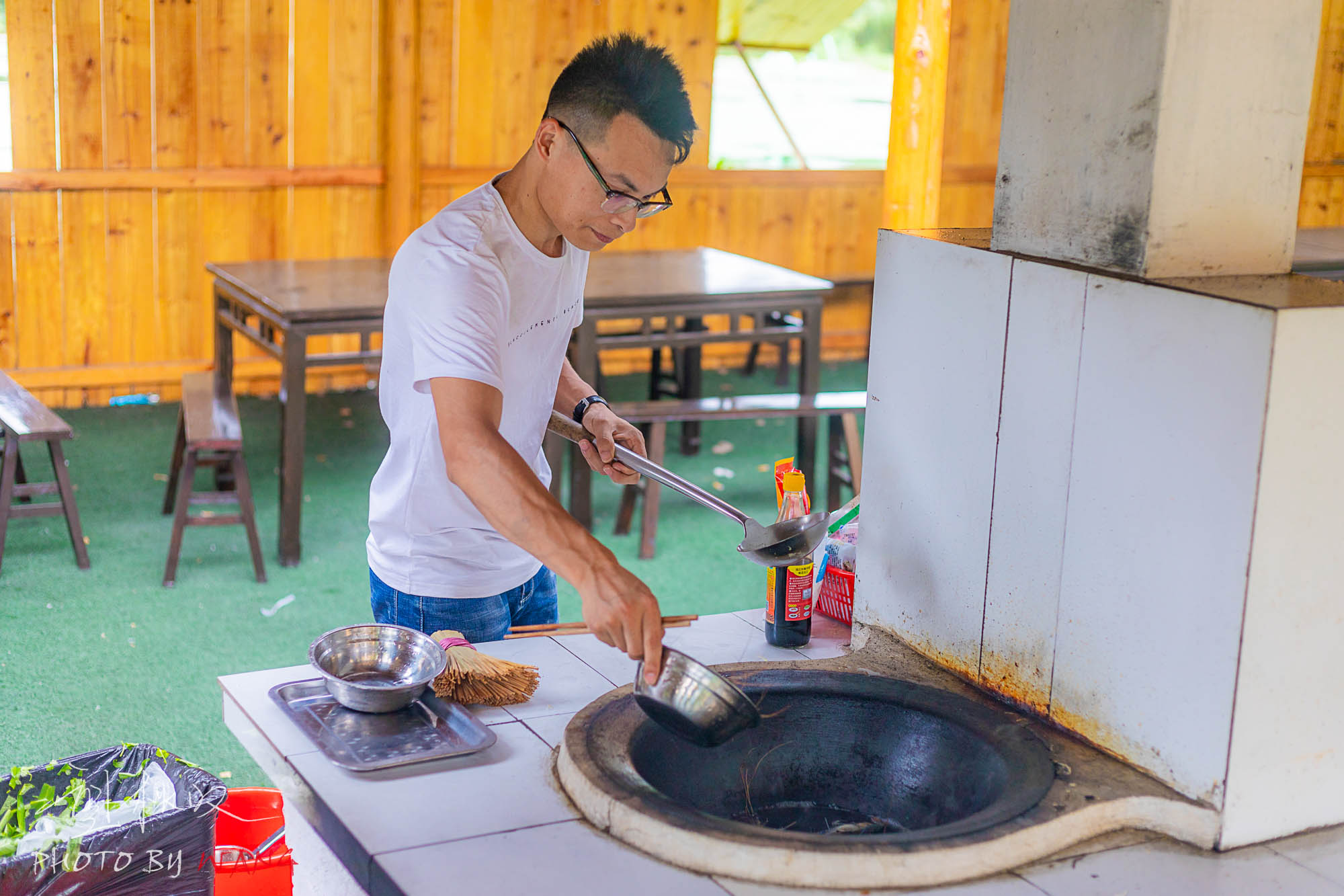 赏鸟烧土灶一秒回到儿童时代芦苇荡中的多姿多彩生活