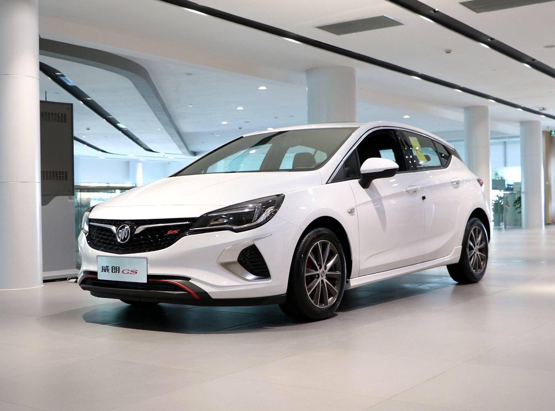 别克威朗搭载两款动力,1.5l和1.5t有着不同的数据,其中1.