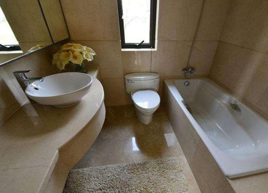 卫生间马桶万万不能这样摆放,财神见了绕道走,难怪你家那么穷!