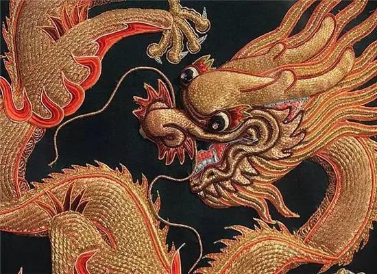 岭南粤色丨 潮绣,方寸之间的绮梦,针笔线墨绣出广东故事