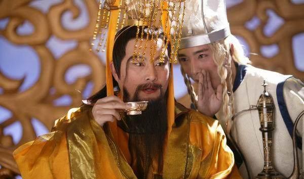 出演"玉皇大帝"走红,因剧中形象太真实,头像被商家印在冥币上