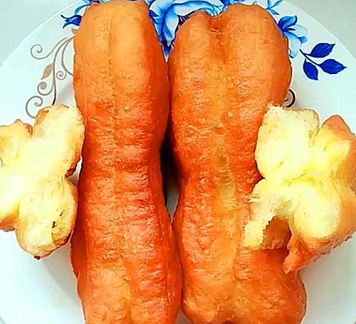 做家庭版油条,加了一个鸡蛋格外好吃,做法详细来看看吧