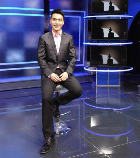 屠化马上就要进入30岁了,他自己曾说30岁对于男人来说是年轻的,要勇于