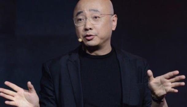 徐峥:说相声的演小品的都来当导演了!冯小刚笑