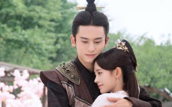 张哲瀚又有新剧了,女主角比鞠婧祎还要美,有人