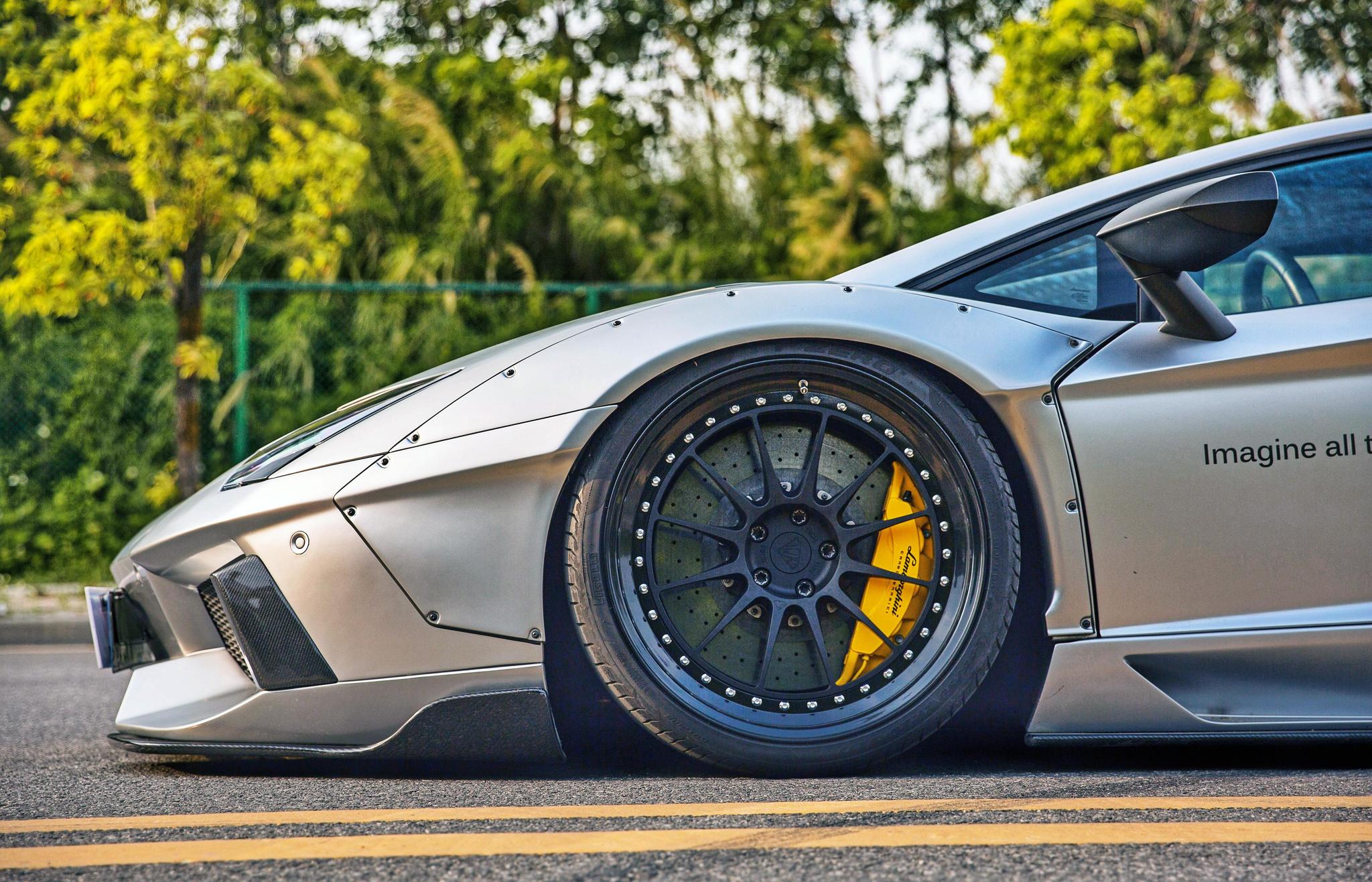 兰博基尼aventador改装lb宽体,简直就是贴地飞行的战斗机!