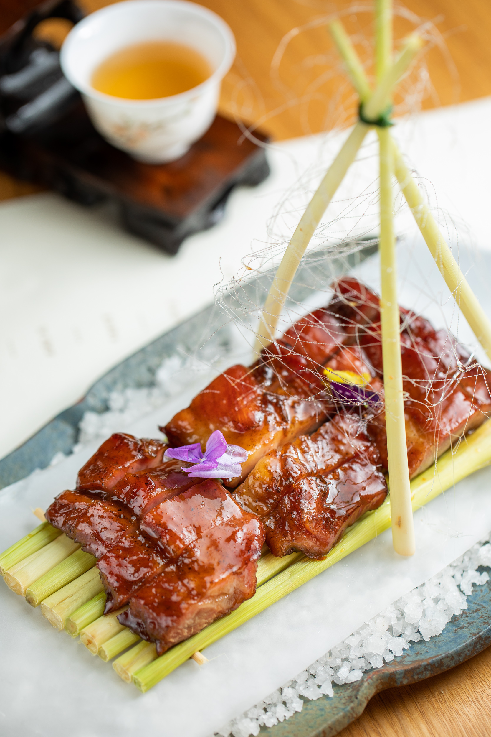 通过食材和造型的创新,为粤菜注入新