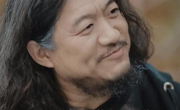 沙海:吴邪胖子接小哥,张起灵:十年守护的天真,却因他前功尽弃