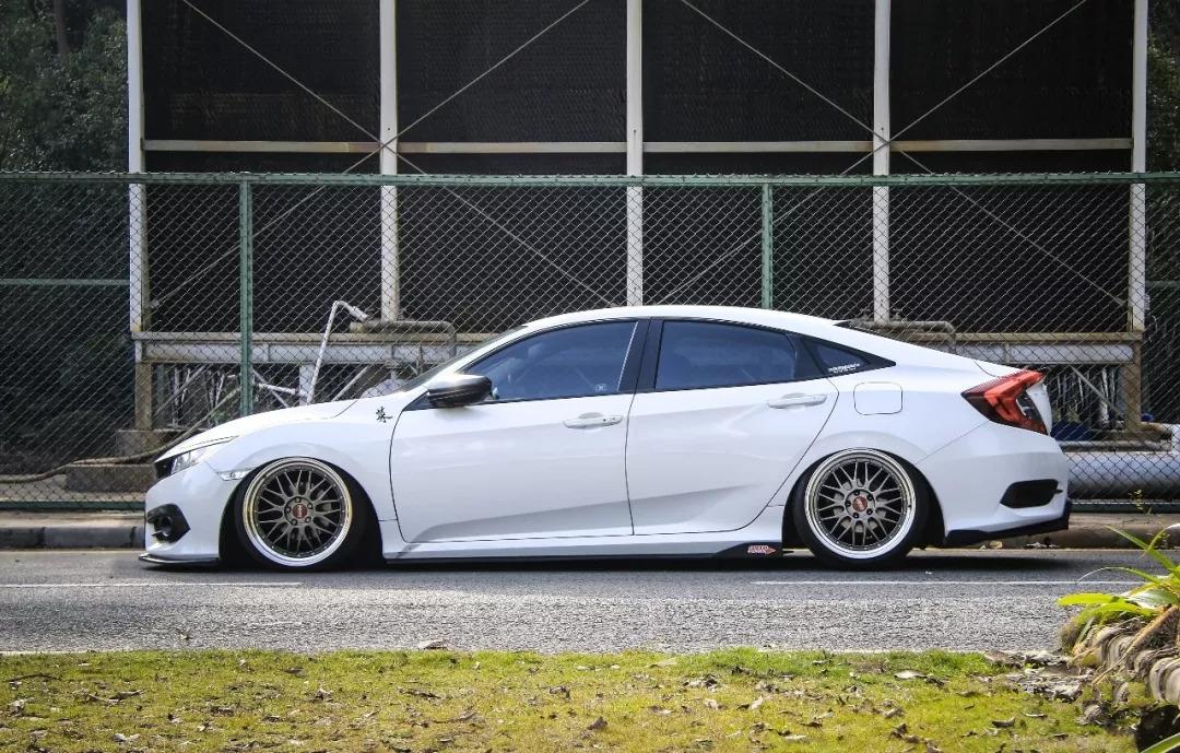 惠州车友丨越看越耐看的姿态作品本田十代思域改装案例