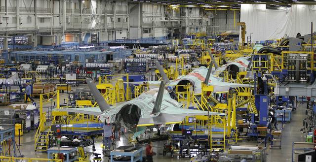 歼20年产量可能已高达40架!但仍不能掉以轻心!