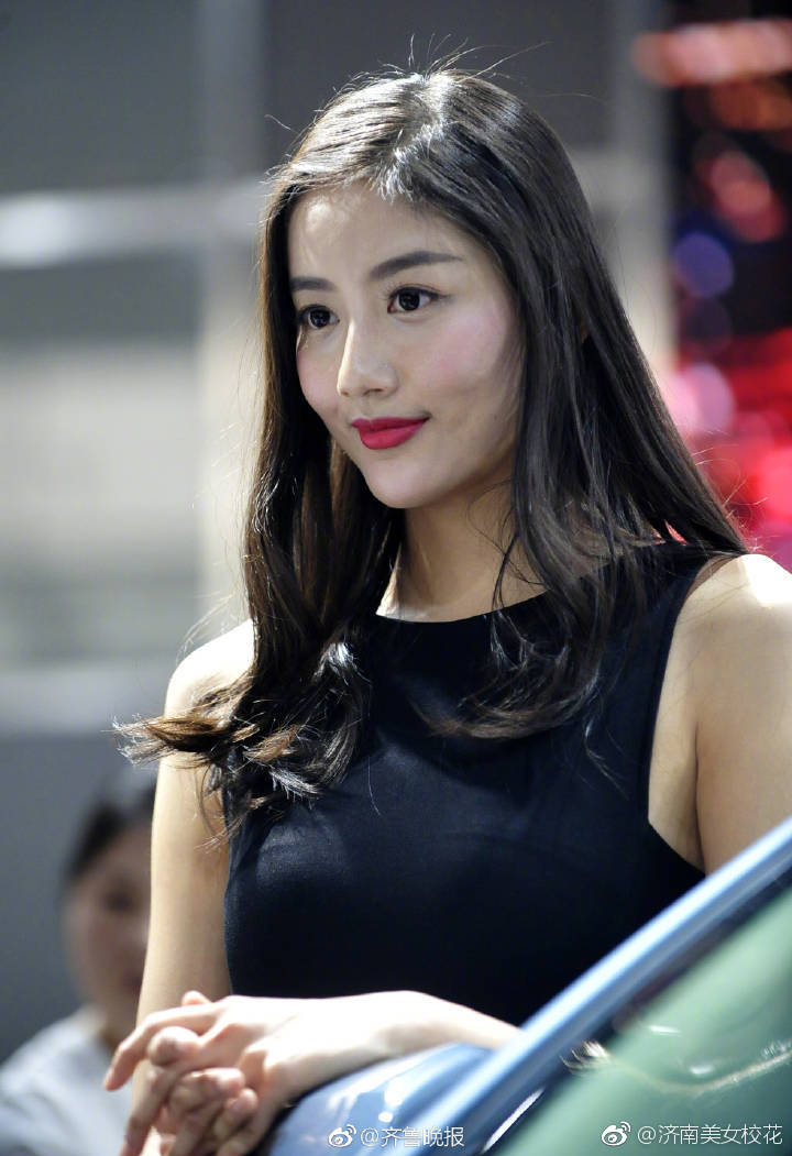 济南车展一大波"靓丽车模"来啦[憧憬]