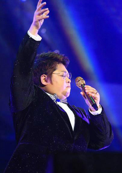 韩红为了他至今未嫁,如今21岁长成帅小伙,用这样的方式回报她