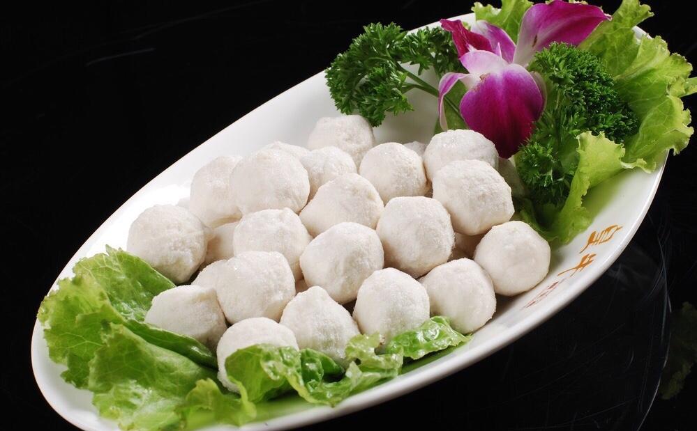 鱼丸,蟹排,撒尿牛丸.牛百叶鸭肠毛肚黄喉黄喉,毛肚,鸭肠,百叶.