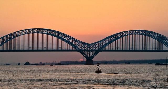 最值得去的中国"六大跨江桥"! 你知道几个, 建议转发