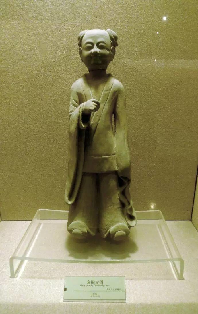从文物中看隋唐服饰