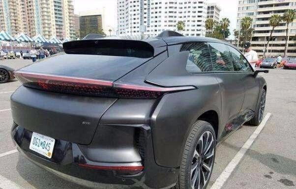 乐视全新suv现身纽约街头, 订单已破5万