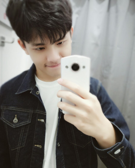 变形结束之后,林宗德一直活跃在社交平台上,关注他的人很多,也是小有