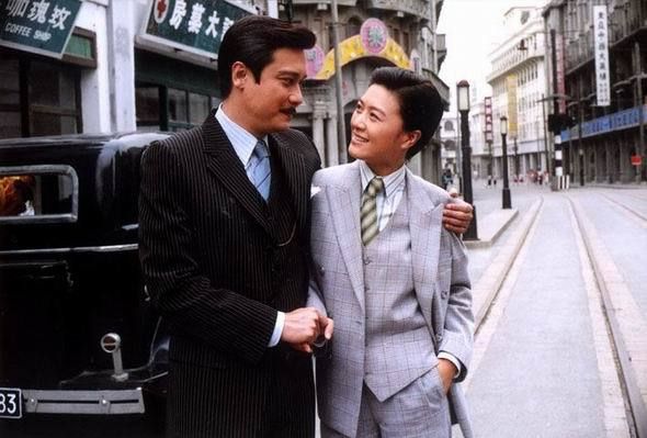 还有网友对田海蓉《黑冰》里的刘眉也记忆犹新,职场丽人,蛇蝎美人