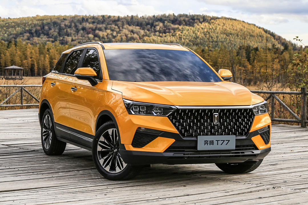 要成为"国民豪华suv",众泰t700在价格方面是足够亲民的,内饰也确实有